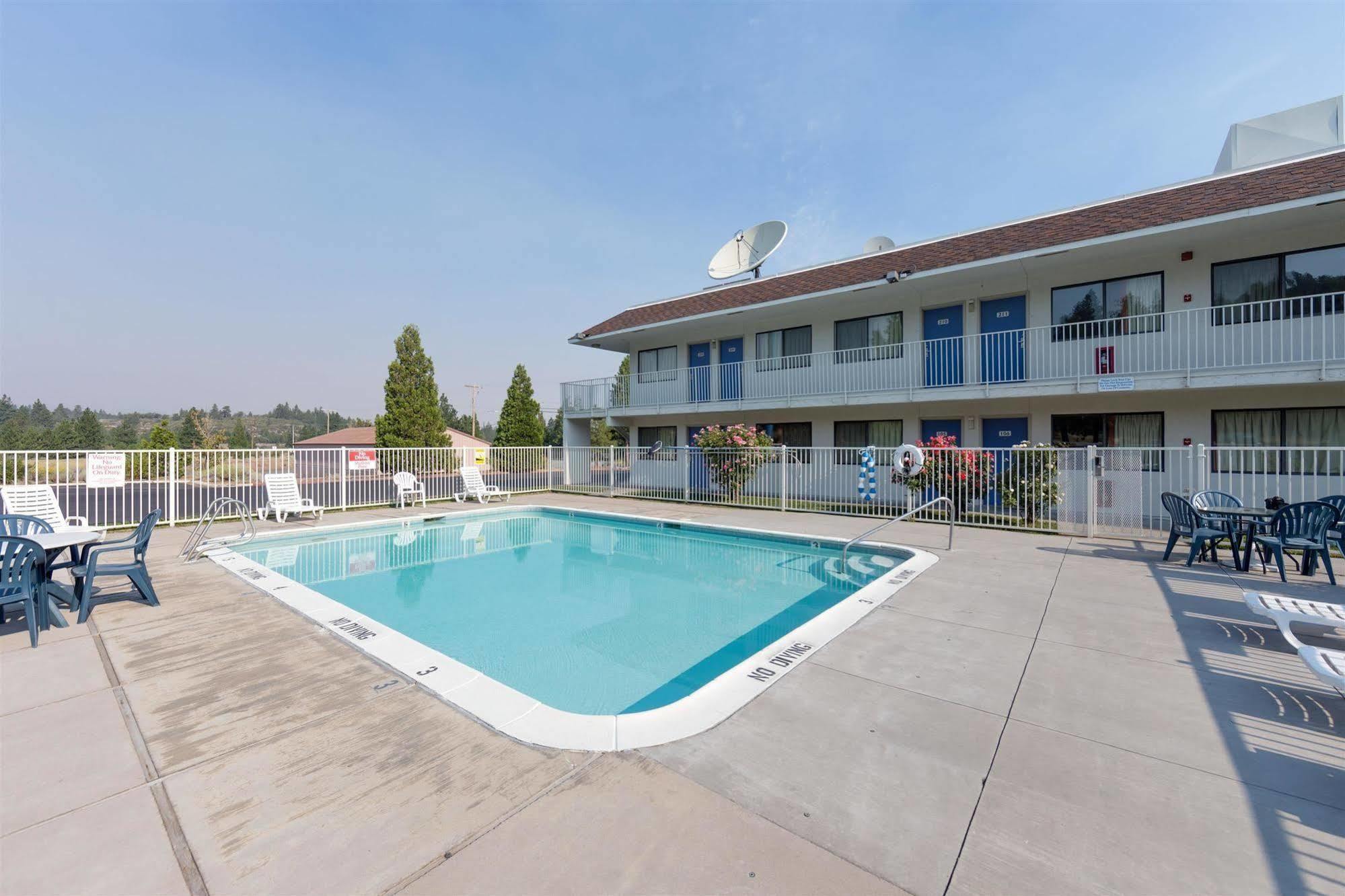 Motel 6 Weed - Mount Shasta Exterior foto