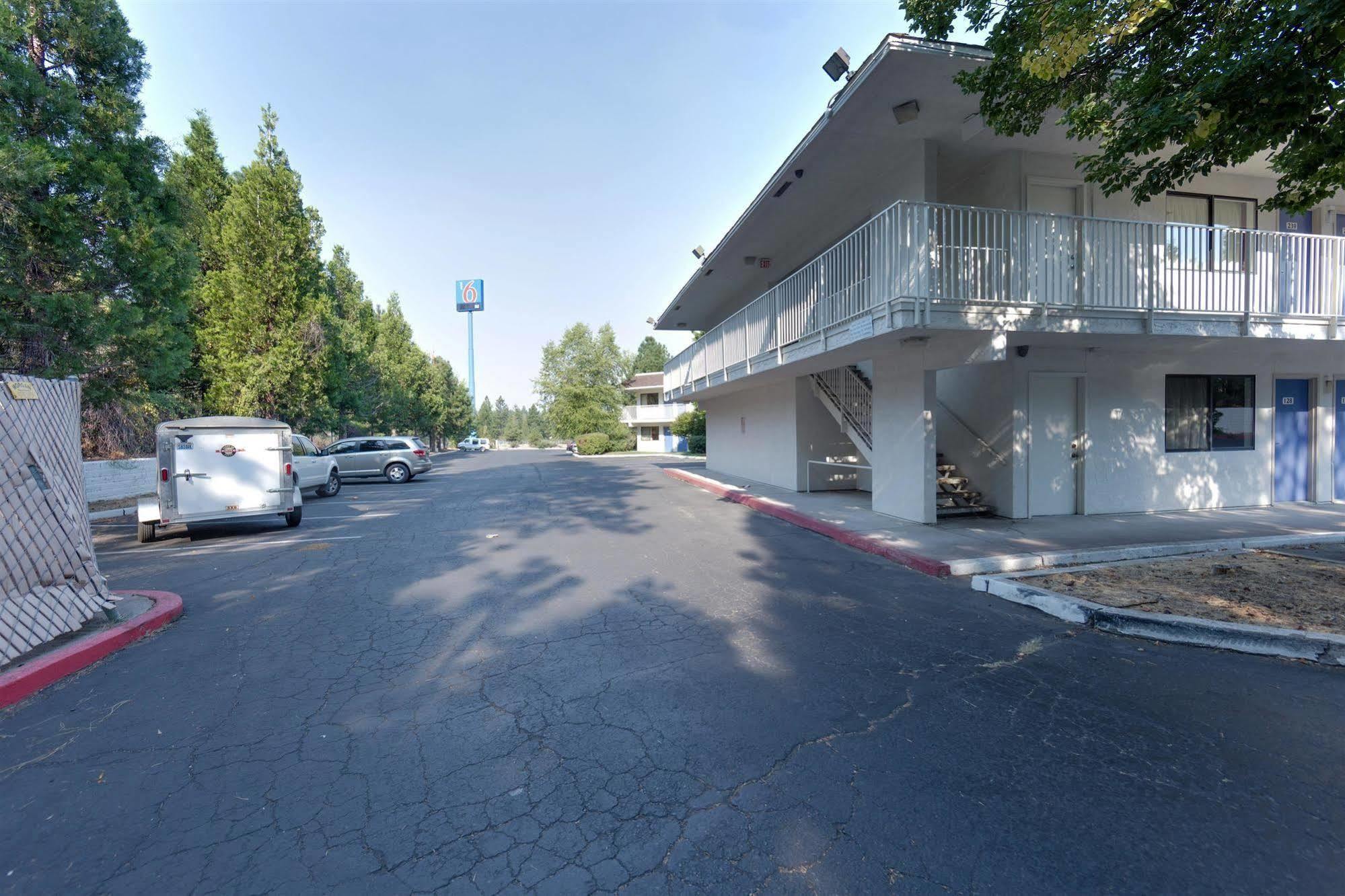 Motel 6 Weed - Mount Shasta Exterior foto